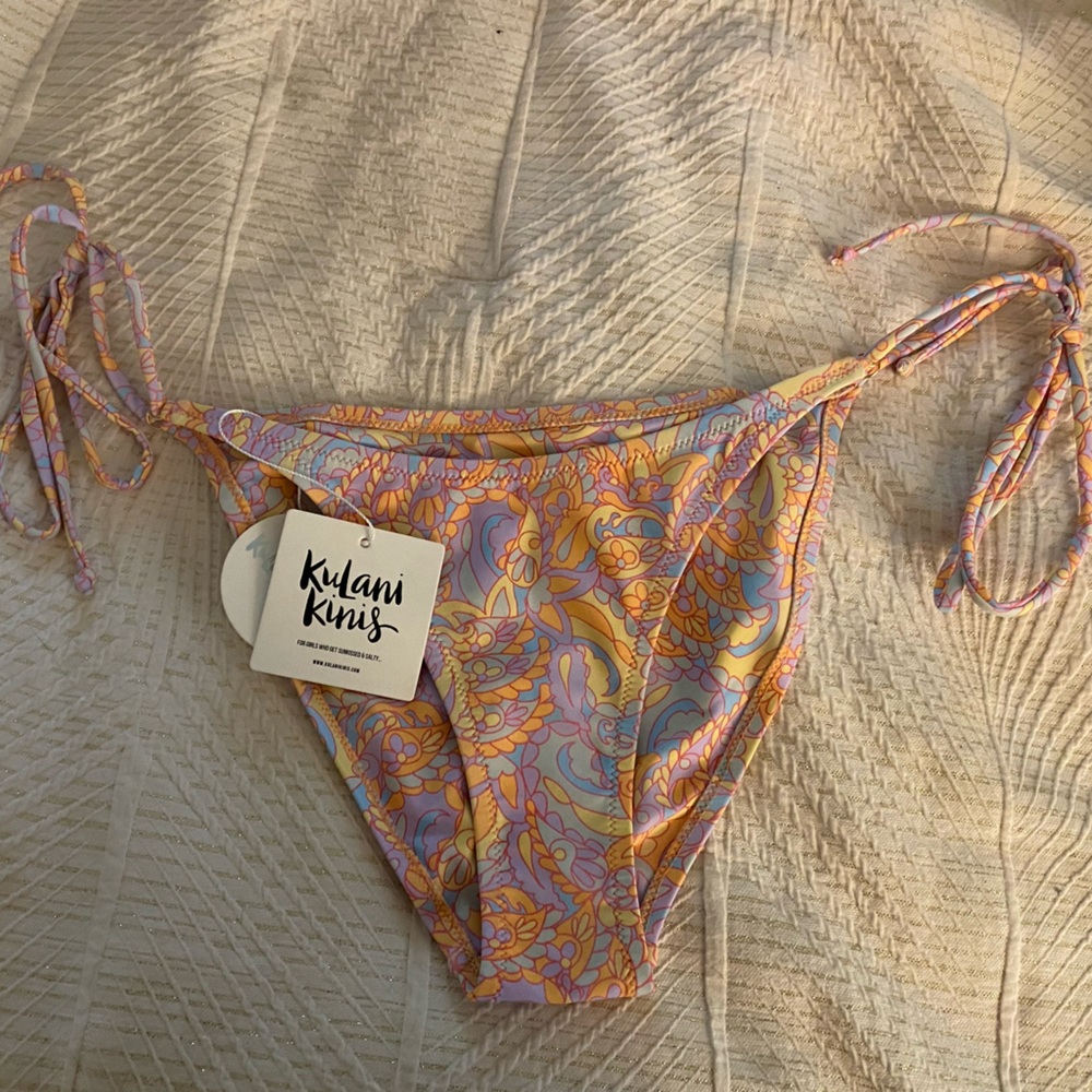 Kulani Kinis Whipped Wonder Bikini Bottoms